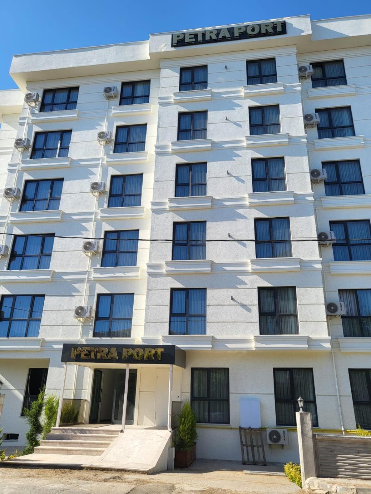 Petra Port Hotel Стамбул Экстерьер фото